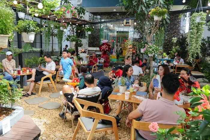 Cafe-khu-vui-choi-ngoc-rita-quan-12-6